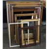 Image 3 : 10 miscellaneous vintage frames