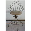 Image 1 : Small Vintage Vanity Chair