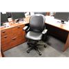 Image 2 : STEELCASE LEAP BLACK LEATHER TASK CHAIR