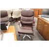 Image 2 : BROWN LEATHER HI BACK EXECUTIVE CHAIR