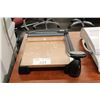 Image 1 : X-ACTO PAPER CUTTER