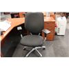 Image 2 : HON BLACK MULTI LEVER TASK CHAIR