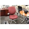 Image 2 : HON BURGUNDY MULTI LEVER TASK CHAIR