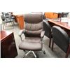 Image 2 : BROWN LEATHER HI BACK EXECUTIVE CHAIR