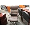 Image 2 : BROWN LEATHER HI BACK EXECUTIVE CHAIR