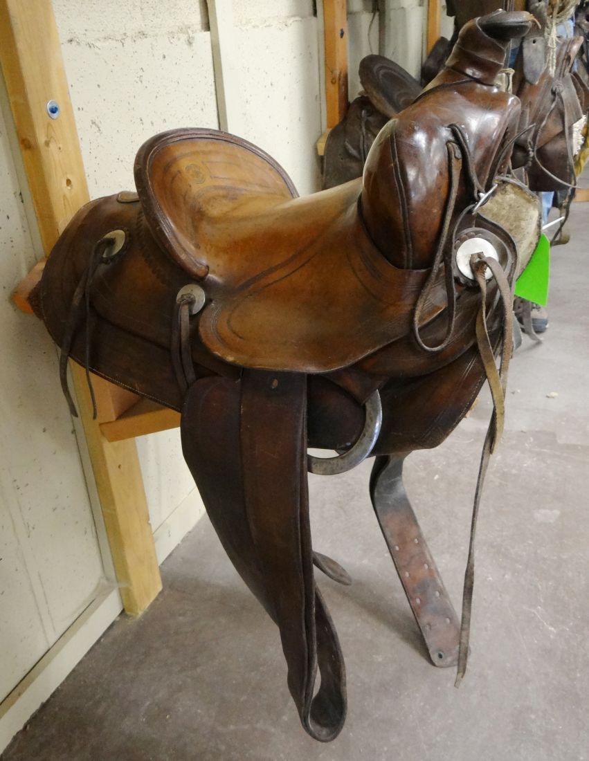 Newton Bros. 13 1/2" saddle, Vernal, Utah, no stirrups