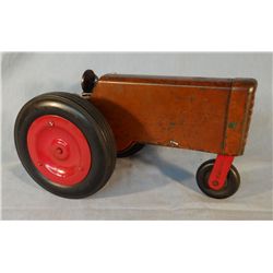 Wind-up tractor, single-front wheel, unmarked