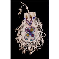 Eastern Sioux Floral Beaded Possibles Bag This is