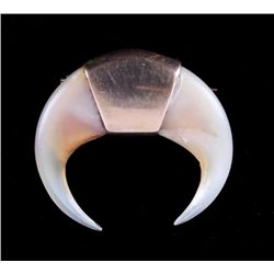 Bobcat Claw & 10kt Gold Broach Pin The lot feature