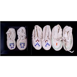 Northern Plains Beaded Children's Moccasins The lo