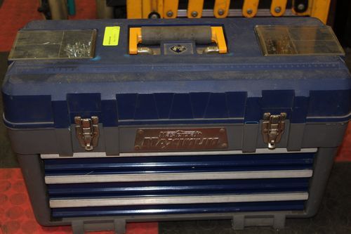 MASTERCRAFT MAXIMUM TOOL BOX W CONTENTS