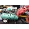 Image 1 : SPEEDAIRE DIRECT DRIVE AIR COMPRESSOR