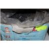 Image 1 : BOX FULL OF DRYWALL SCREWS
