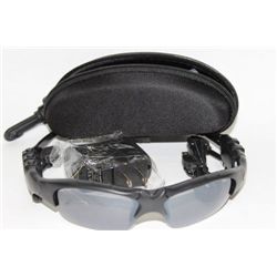 NEW PAIR OF MP3 SUNGLASSES 2GB