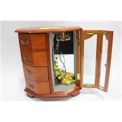 MED WOOD JEWELRY BOX WITH CONTENTS