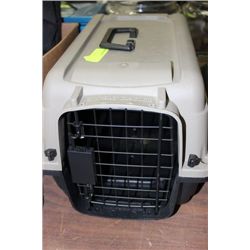 SMALL PET CARRIER
