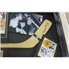 Image 5 : BOBBY ORR COLLECTION  AUTOGRAPHED STICK W/ C.O.A