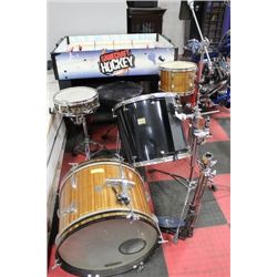 EVANS DRUM SET (NOT COMPLETE) SELLING AS IS