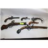 Image 1 : ESTATE 5 PC REPLICA VINTAGE HANDGUNS