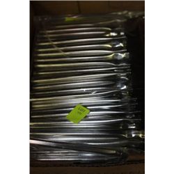 BAG OF SMALL PAINTBRUSHES