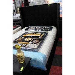 WING BACK TUFFED BLK QUEEN BED FRAME