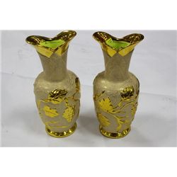 GOLD TONE VASE