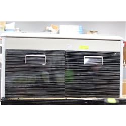 BLACK AND WHITE FLOATING BATHROOM VANITY