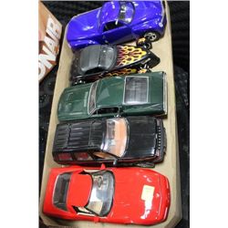FLAT OF 5 COLLECTIBLE 1:18 SCALE DIE CAST CARS