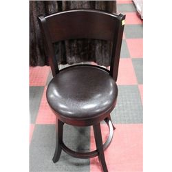 WOOD AND BLACK LEATHERETTE SWIVEL BAR STOOL