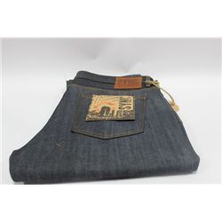 PAIR OF SYNC MENS JEANS SIZE 42