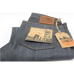 PAIR OF SYNC MENS JEANS SIZE 32
