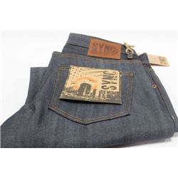 PAIR OF SYNC MENS JEANS SIZE 30