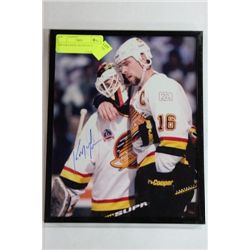 TREVOR LINDEN SIGNED 8X10