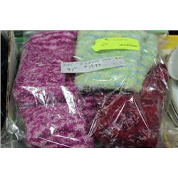 PK OF 4 KIDS FEATHER YARN MITTS