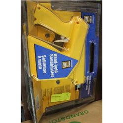 HAND HELD SANDBLASTER