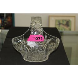 Lead crystal handled basket - pinwheel pattern