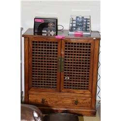 Vintage oriental style cabinet