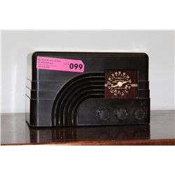 Vintage Bakelite radio