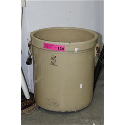 5 Gallon Medalta crock w/ handles