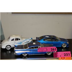 3 Scale model cars