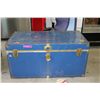 Image 1 : Blue metal trunk