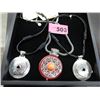 Image 1 : 3 Fashion necklaces with round pendants