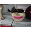 Image 1 : Clay bean pot