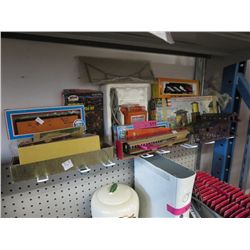 Model trains, tracks & controllers
