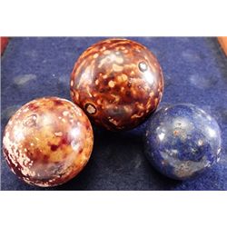 Marbles: Lot 112. NON-GLASS HANDMADE, Bennington. Lot of three marbles.
