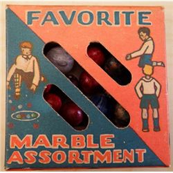 Marbles: Lot 154. CHRISTENSEN AGATE COMPANY. Gropper Favorites box.