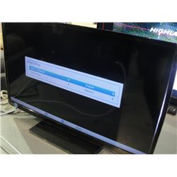 32" TOSHIBA TV - NO REMOTE - LOOKS GOOD