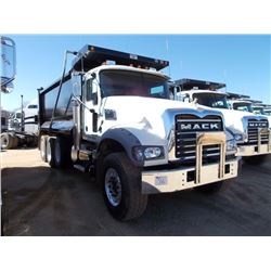 2015 MACK GU713 TRI-AXLE DUMP, S/N 1M2AX07C5FM021391, MACK MP8-445C ENG, 10 SPD TRANS, 44K REARS, 18