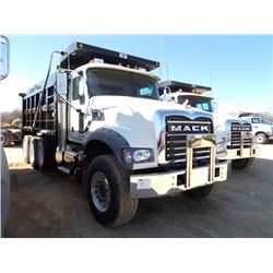 2015 MACK GU713 TRI-AXLE DUMP, S/N 1M2AX07C5FM021942, 445C MP8 MACK DIESEL ENG, 10 SPD TRANS, 44K RE