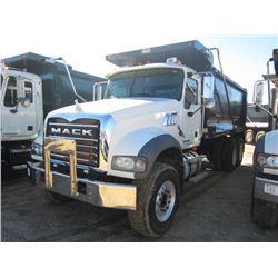 2007 MACK CTP713 T/A DUMP, S/N 1M2AT04CX7MOO4765, MP7 405M MACK DIESEL ENG, 10 SPD TRANS, 44K REARS,